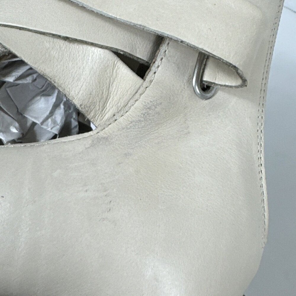 Free People Jesse Cut Out Boots Frost (Creme) 39/8.5 Leather New With Flaws Lug - Picture 14 of 16